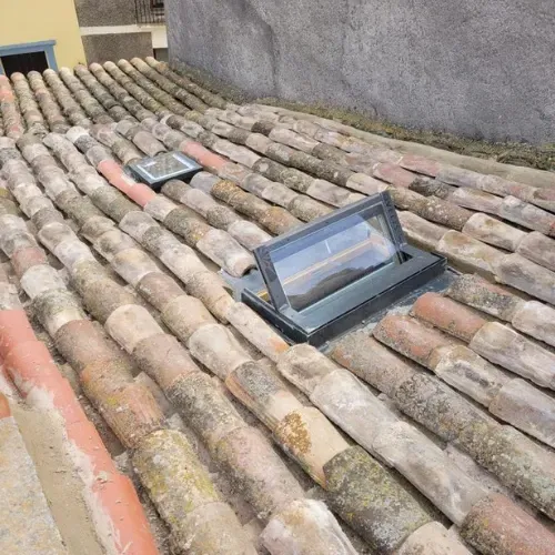 instalación de claraboyas en cubiertas y tejados en Móstoles, Madrid