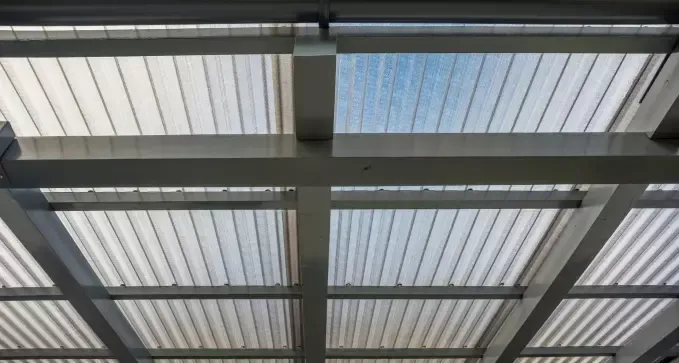 reparación de techos de policarbonato en Móstoles